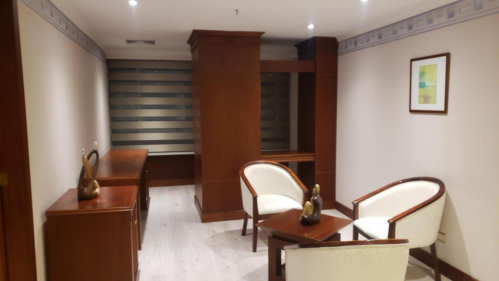 Hotel Emperador أمباتو المظهر الخارجي الصورة